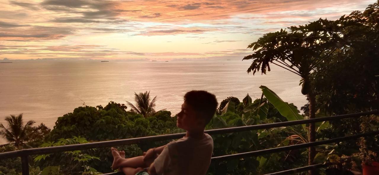 The View Padang, Amazing View, 8 Mins Mentawai Fast Ferry, Cold Beer,Close To Restaurants Exterior photo